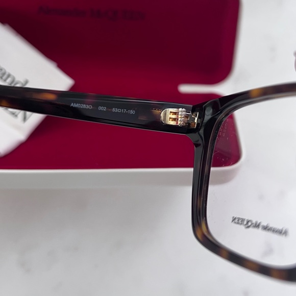 Alexander McQueen Tortoise Shell Glasses with side skulls deco AM0283O - Picture 2 of 4